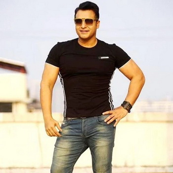 Vinay Anand Biography